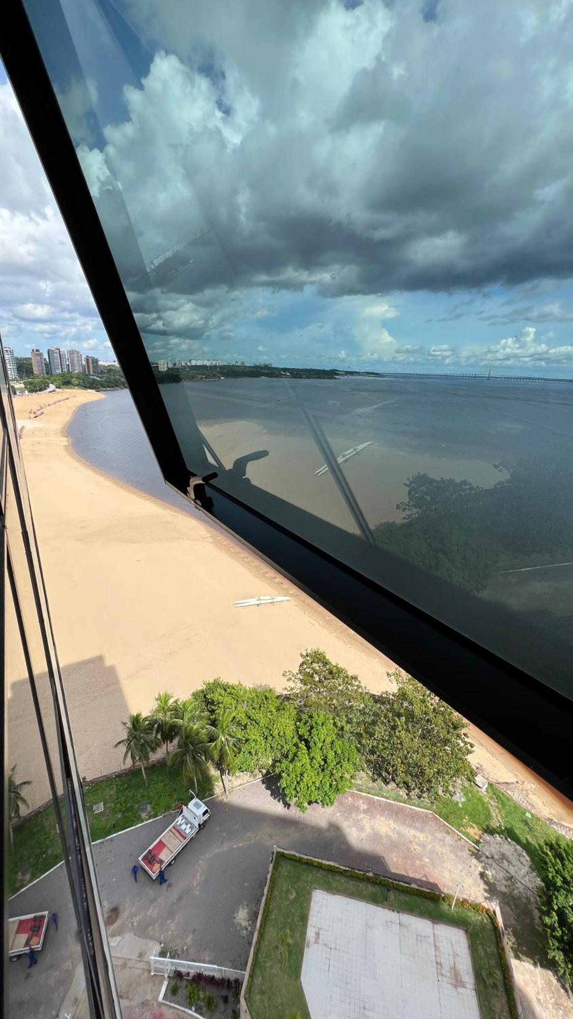 Flat No Condominio Do Edificio Tropical Executive E Residence Com Vista Para O Rio Manaus Buitenkant foto